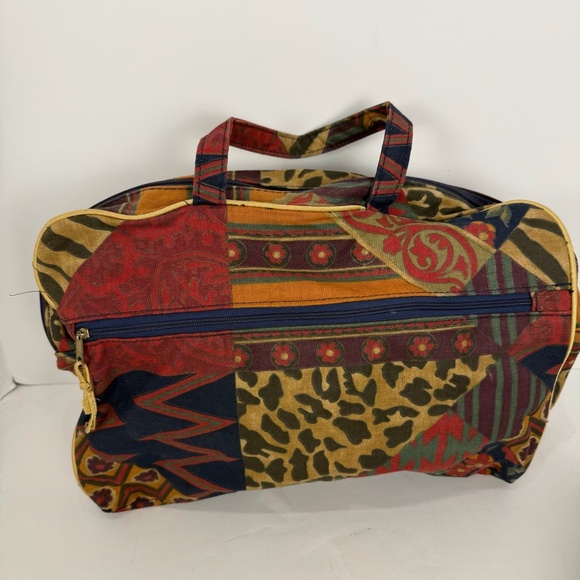 Set of 4 Lined Celebrity Cosmetic Bags - Picture 3 of 14